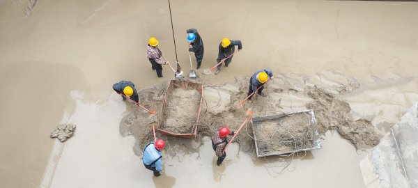 制水分公司菜壩水廠(chǎng)開(kāi)展排泥池清淤工作 確保安全供水